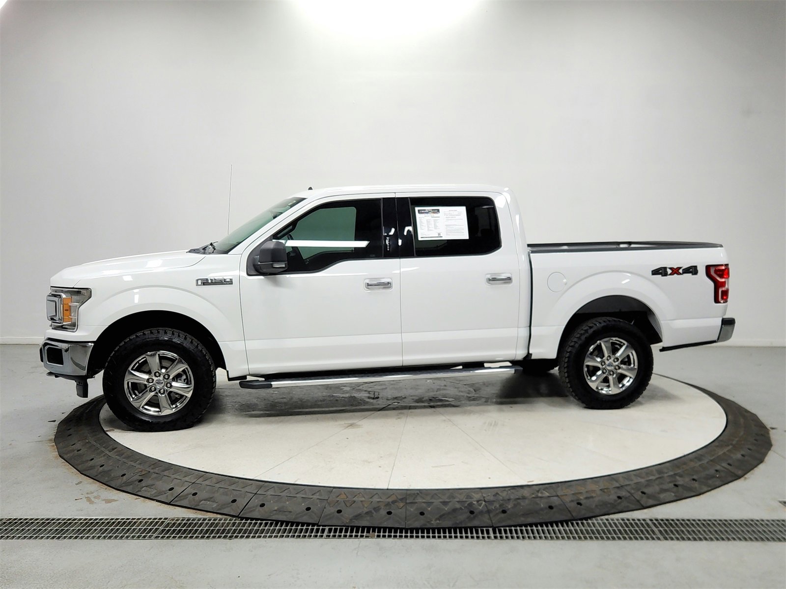 Used 2019 Ford F150 XLT w/ Equipment Group 302A Luxury image 4