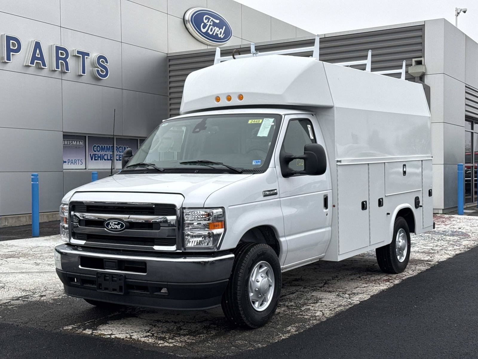 New 2026 Ford E-350 and Econoline 350 Super Duty w/ Power Equipment Group RWD image 7