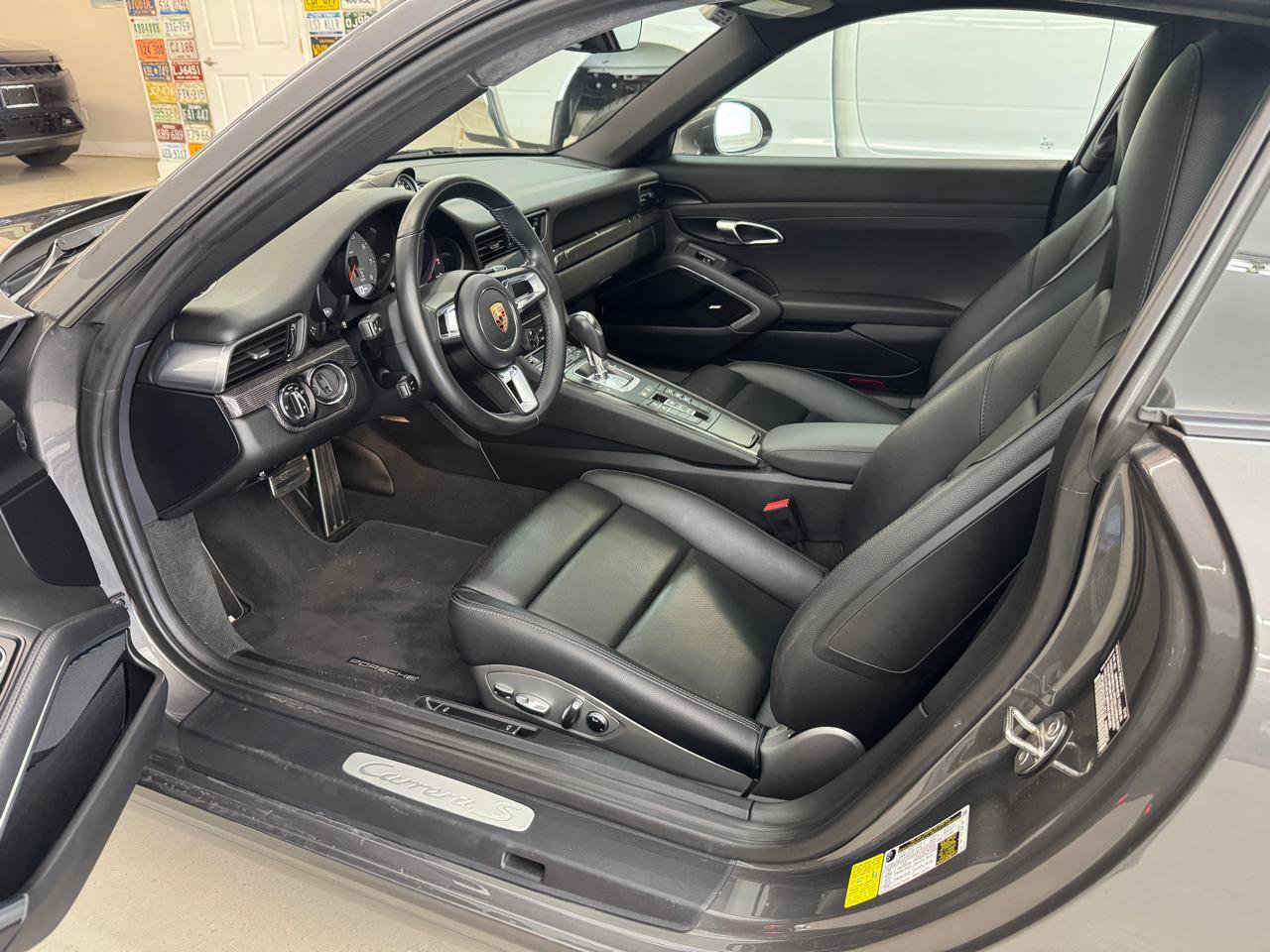 Used 2019 Porsche 911 Carrera S RWD image 6