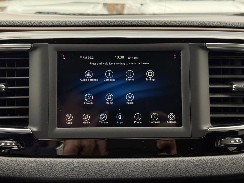 Used 2020 Chrysler Voyager Lxi image 28