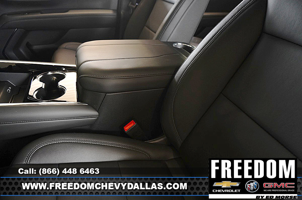 New 2026 Chevrolet Suburban LT w/ Comfort Package RWD image 33