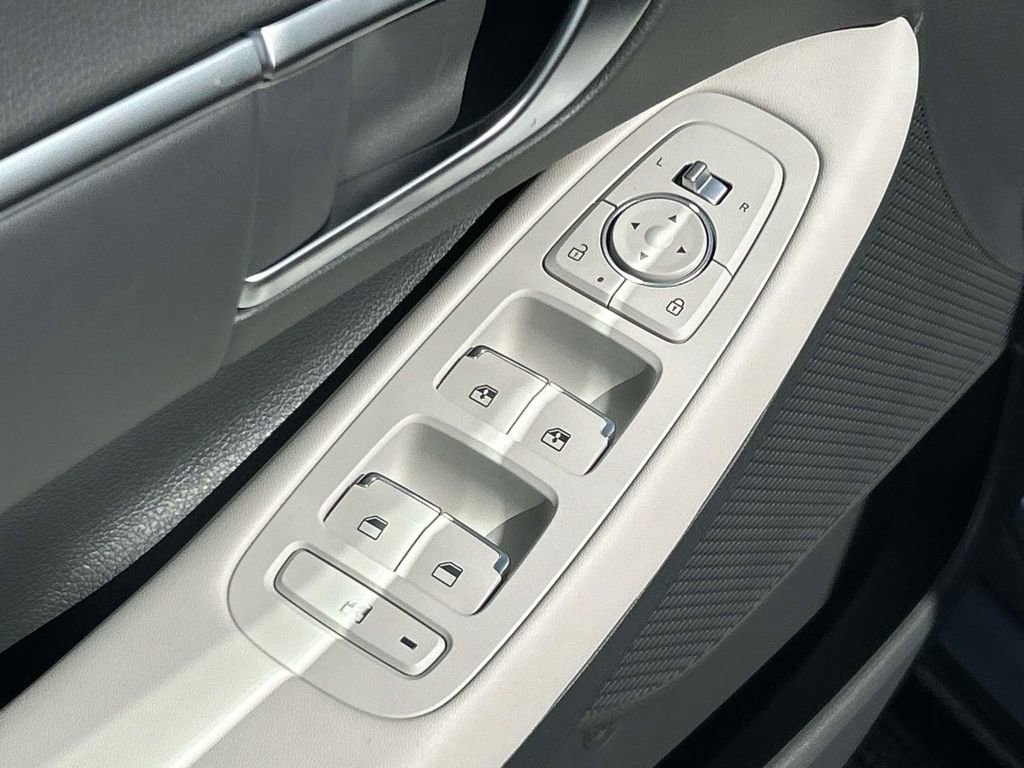 New 2026 Hyundai Sonata SEL image 16