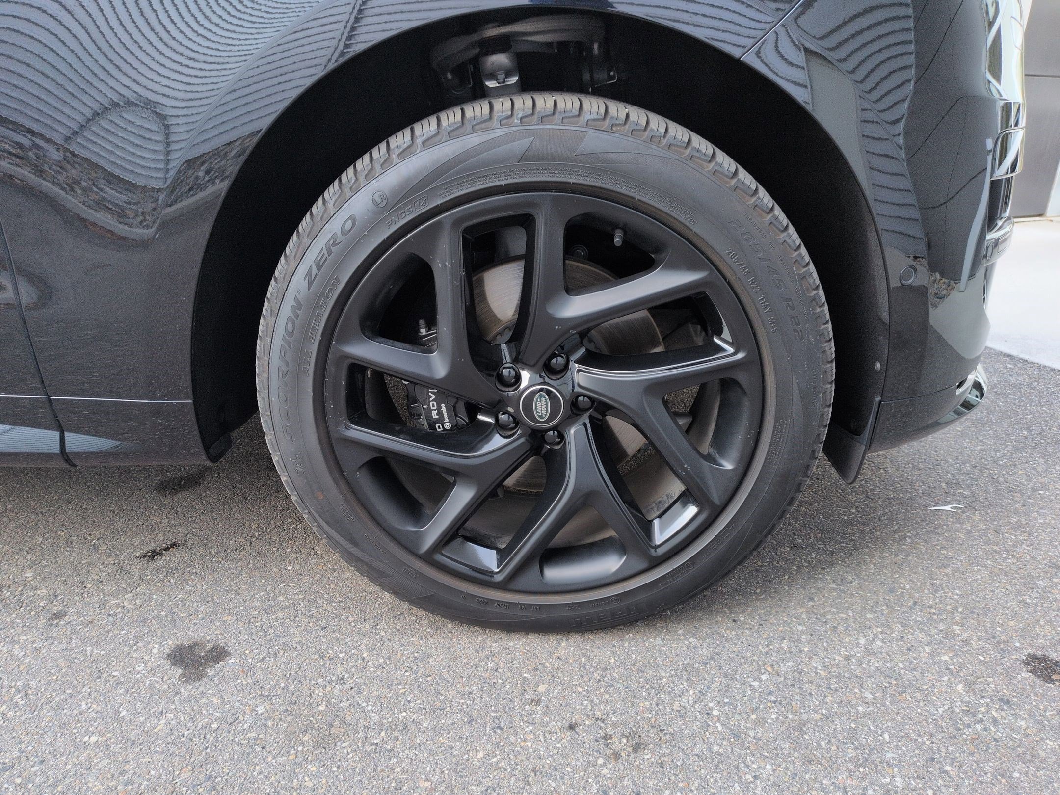 Used 2024 Land Rover Range Rover Sport Dynamic SE image 32