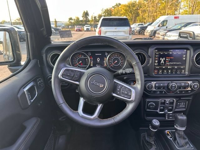 Used 2021 Jeep Wrangler Unlimited Sahara AWD/4WD image 21