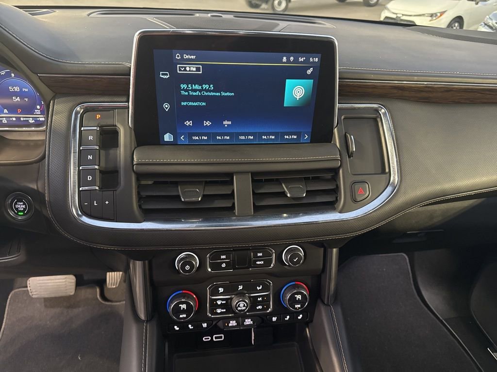 Used 2023 Chevrolet Suburban Premier image 22