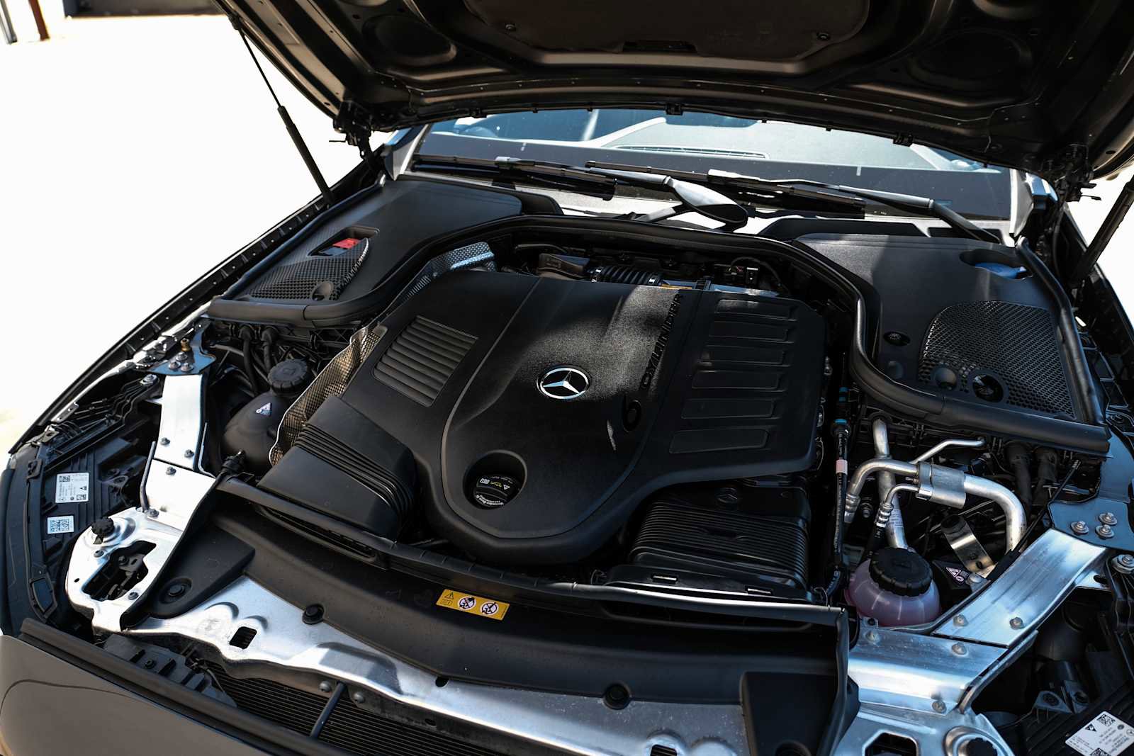 Used 2022 Mercedes-Benz E 450 Coupe image 41