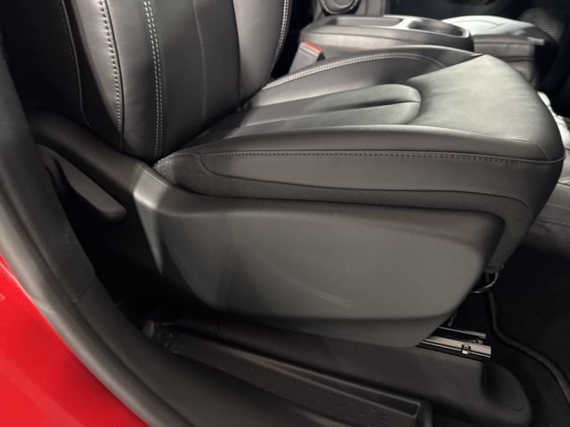 New 2026 Chrysler Pacifica Select AWD/4WD image 44