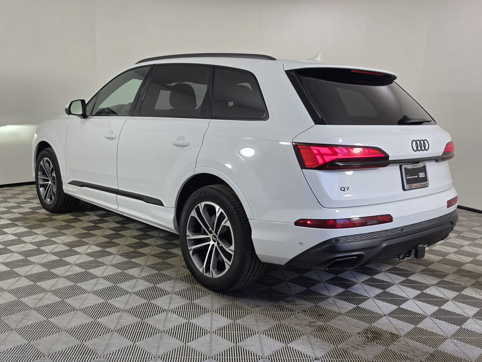 Used 2025 Audi Q7 2.0T Premium Plus AWD/4WD image 5