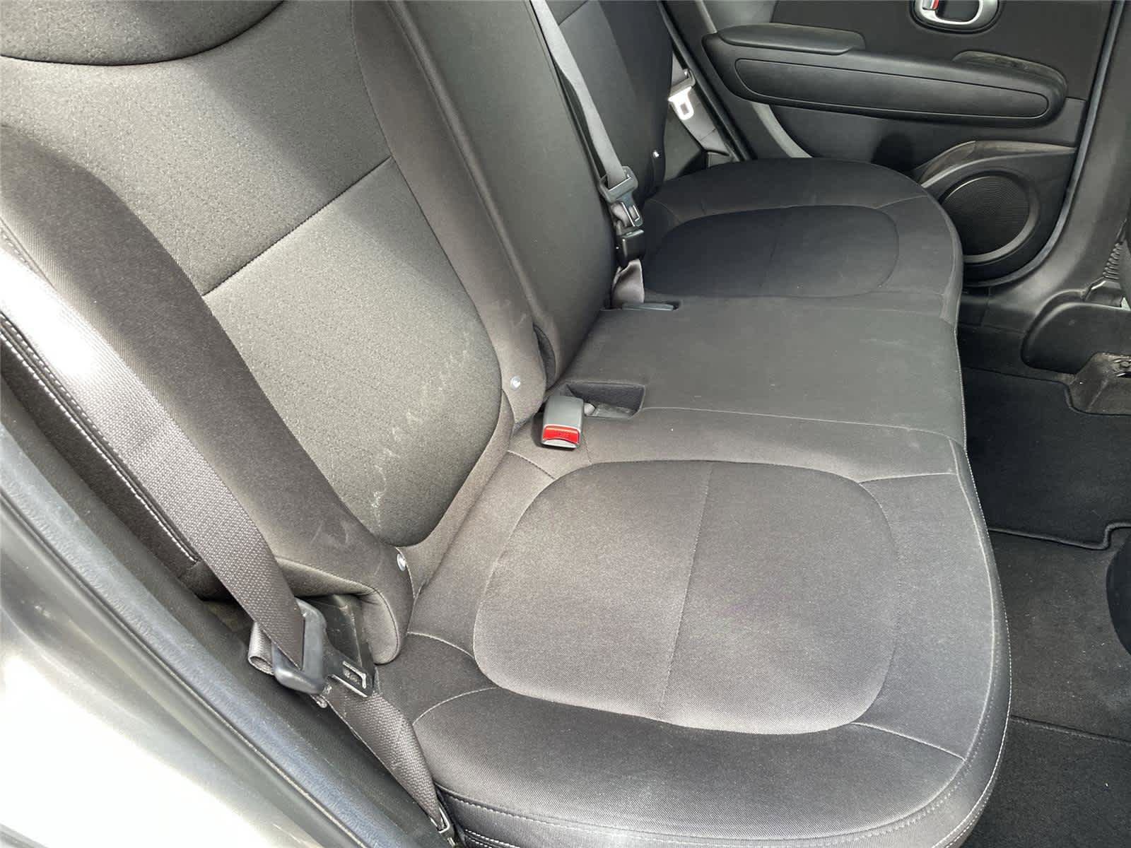 Used 2016 Kia Soul image 16