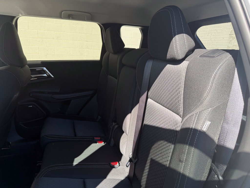 New 2026 Mitsubishi Outlander ES AWD/4WD image 24