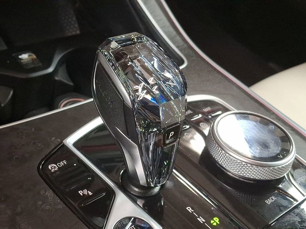 Certified 2022 BMW X5 xDrive40i w/ M Sport Package image 13