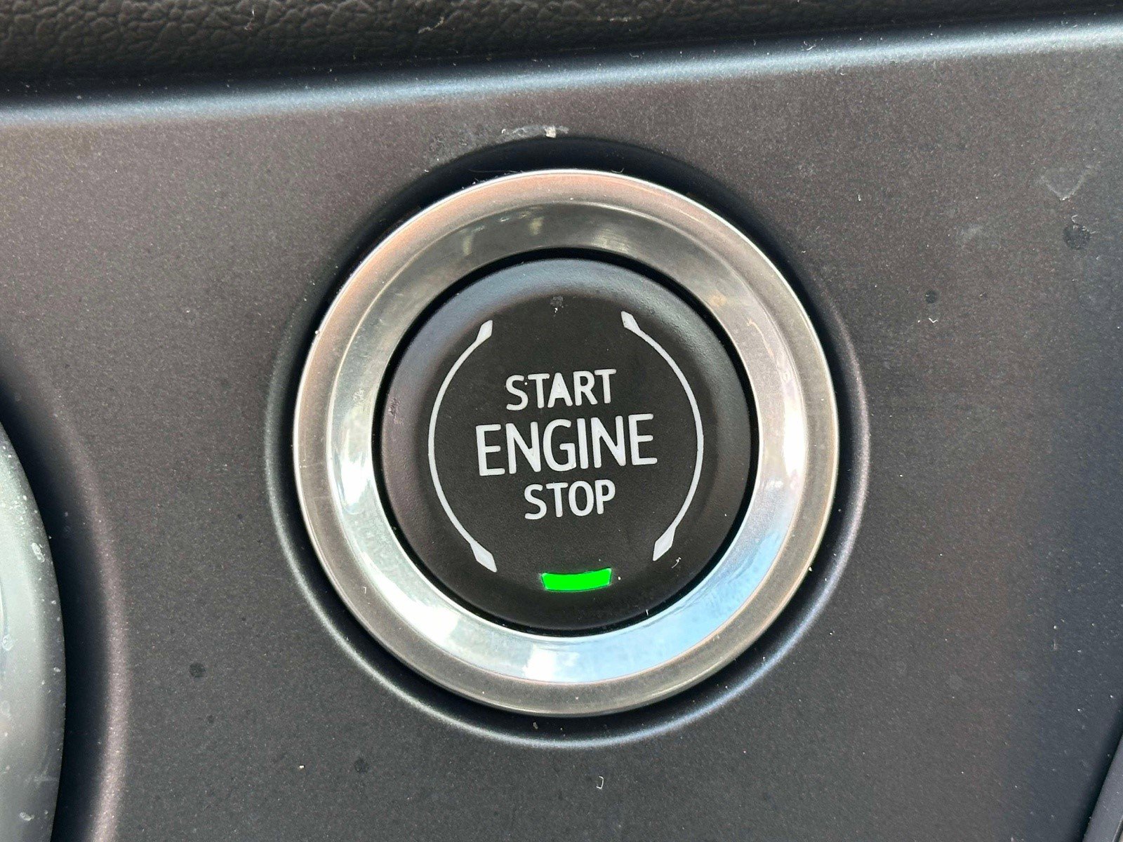 Certified 2022 Chevrolet Blazer Premier w/ Enhanced Convenience Package image 25