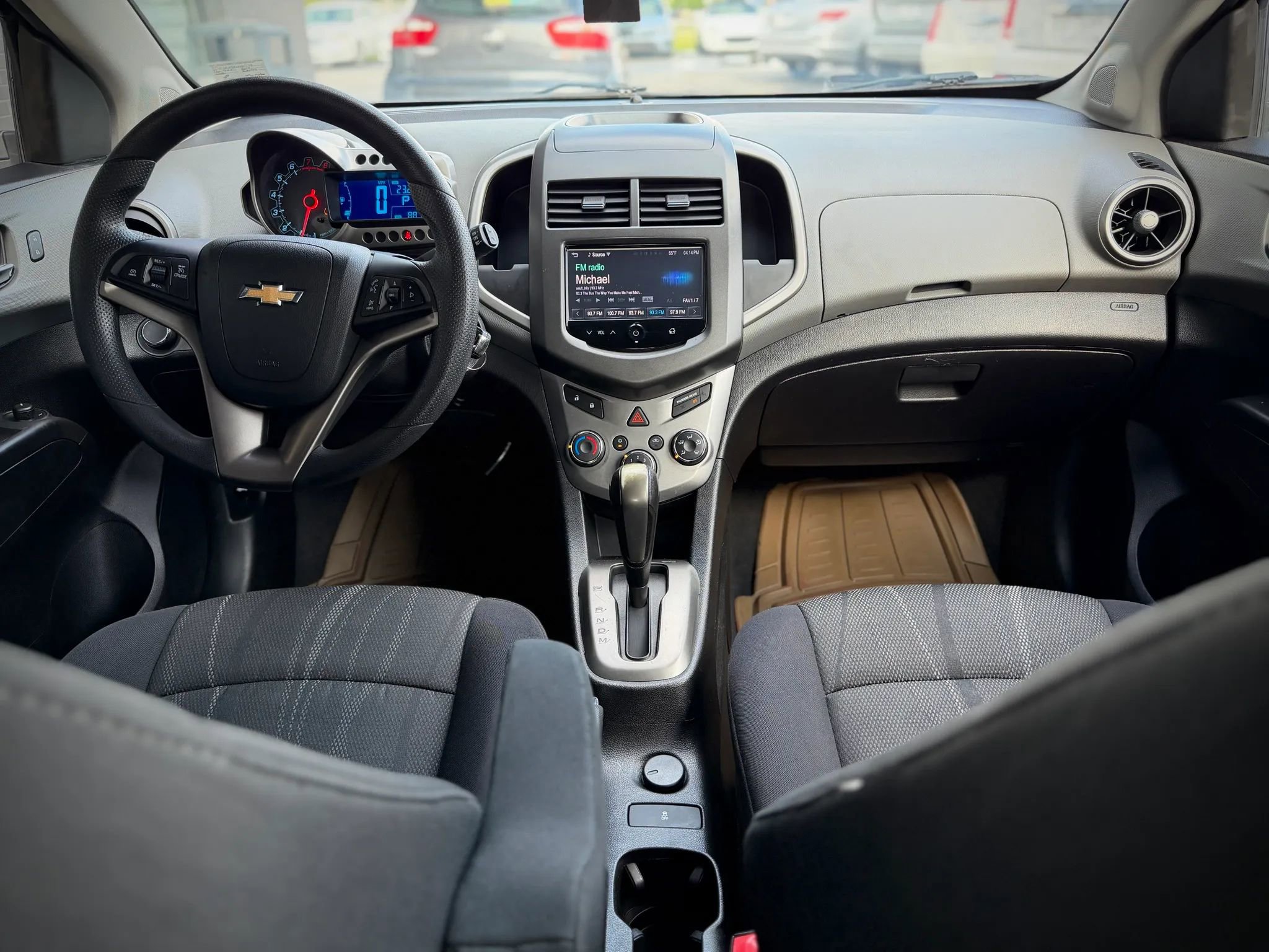 Used 2014 Chevrolet Sonic LT FWD image 7