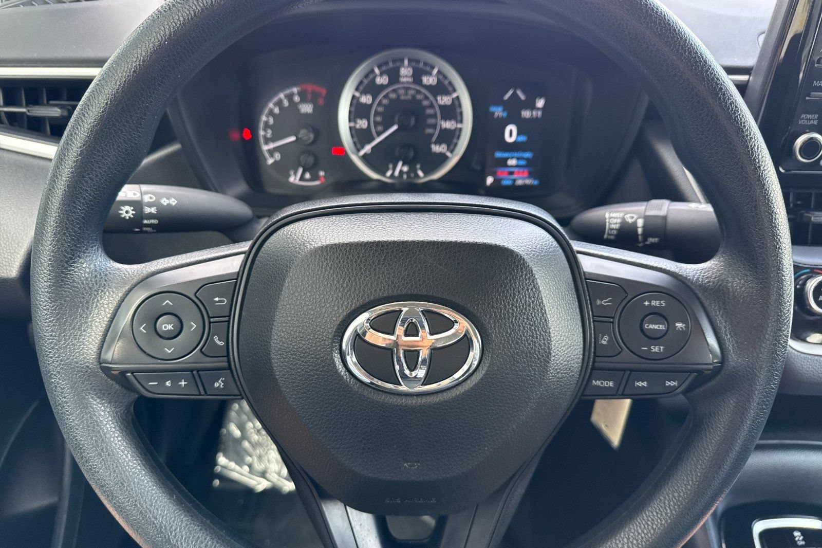 Certified 2022 Toyota Corolla LE FWD image 21