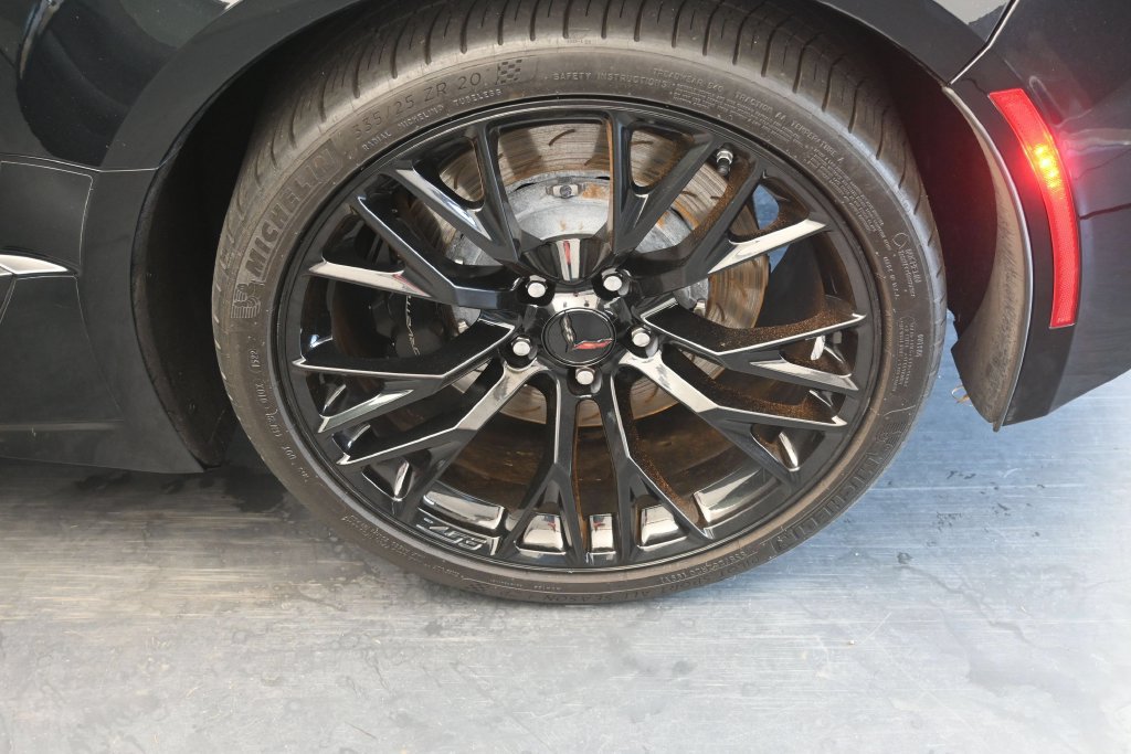 Used 2019 Chevrolet Corvette Z06 RWD image 13