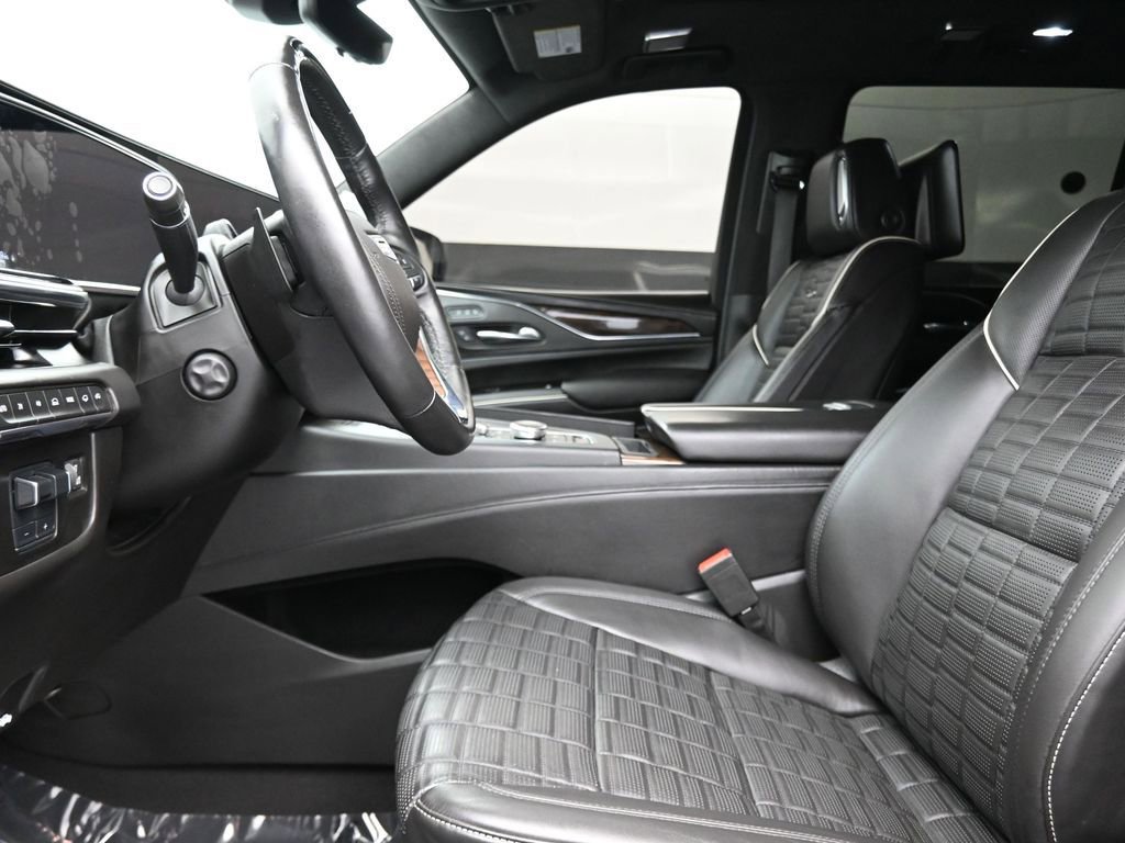 Used 2021 Cadillac Escalade ESV Premium Luxury Platinum image 13