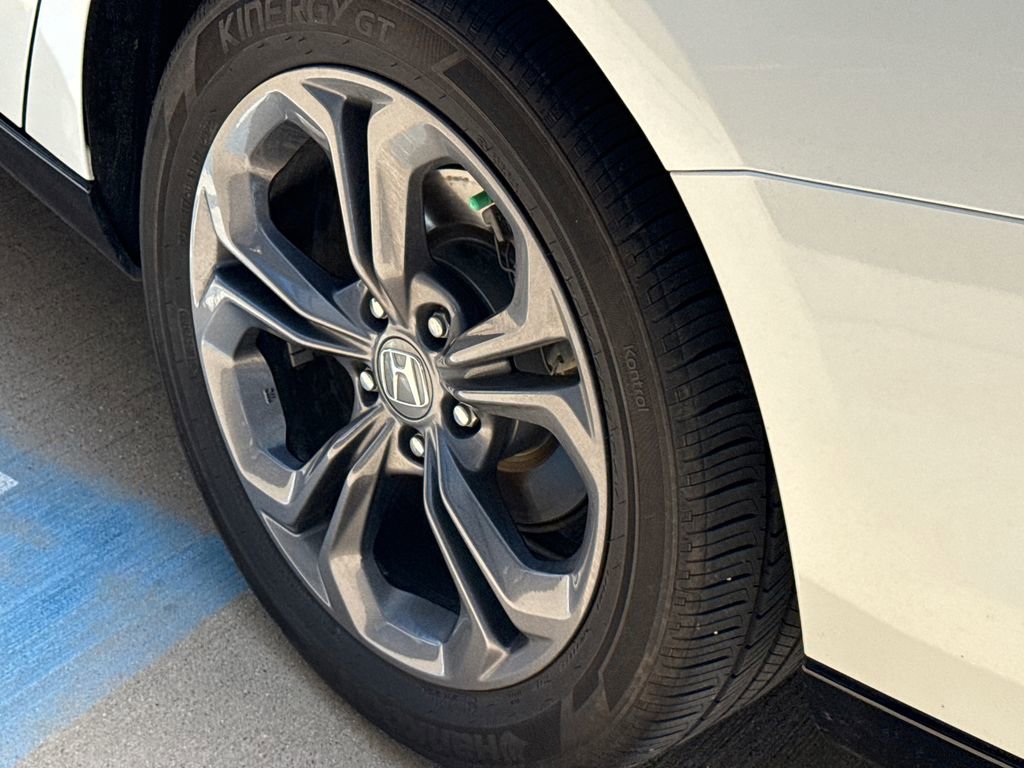 Certified 2024 Honda Accord EX-L image 10