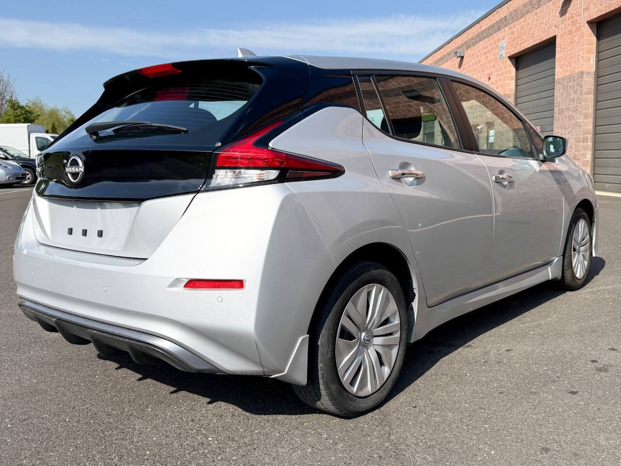 Used 2023 Nissan Leaf S FWD image 6