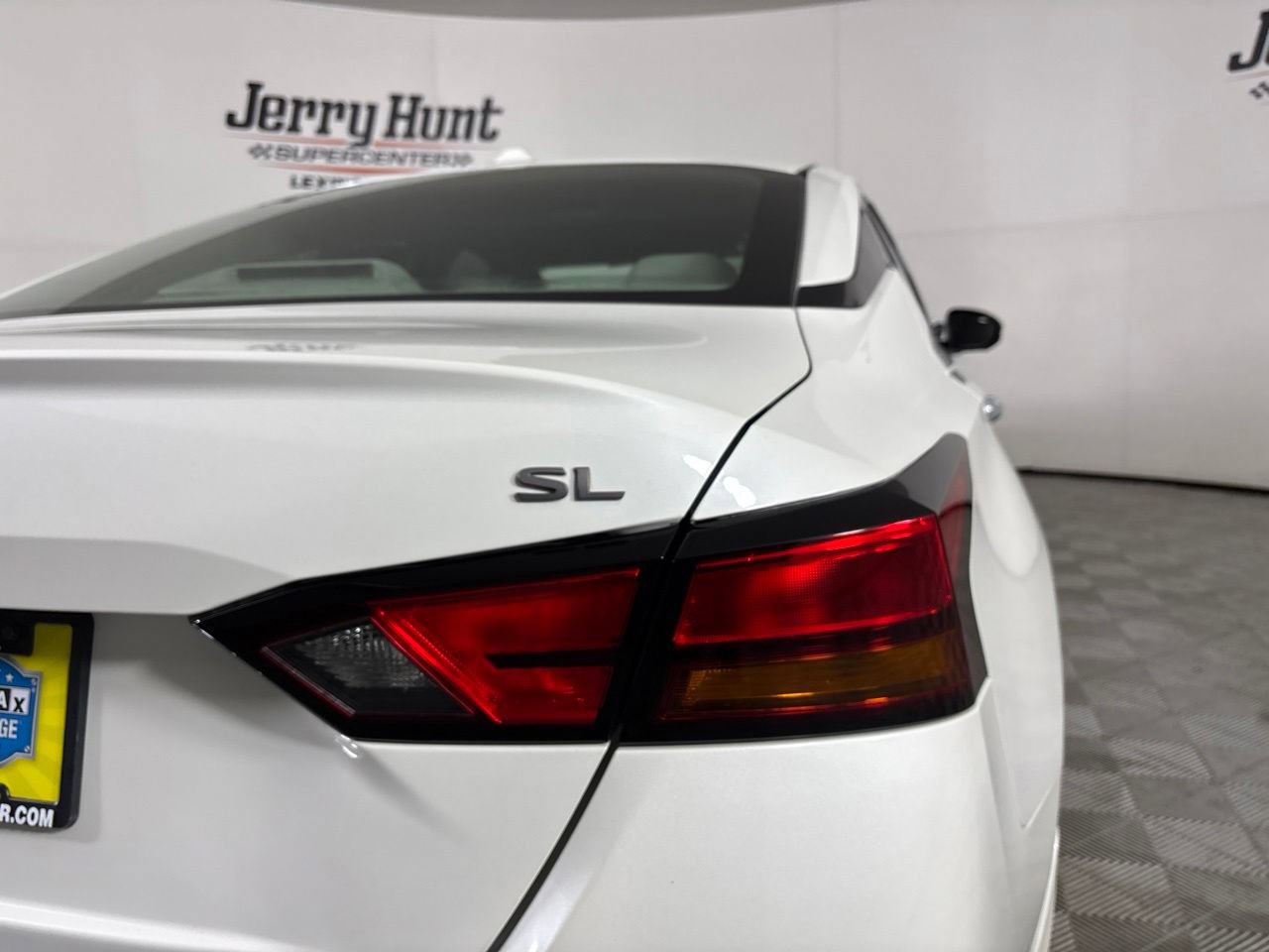 Used 2023 Nissan Altima 2.5 SL FWD image 35