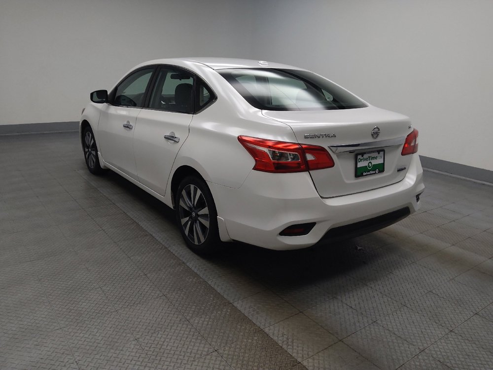 Used 2019 Nissan Sentra SV w/ Special Edition Package FWD image 3