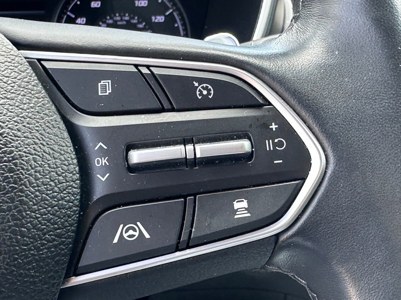 Certified 2023 Hyundai Santa Fe SEL FWD image 23