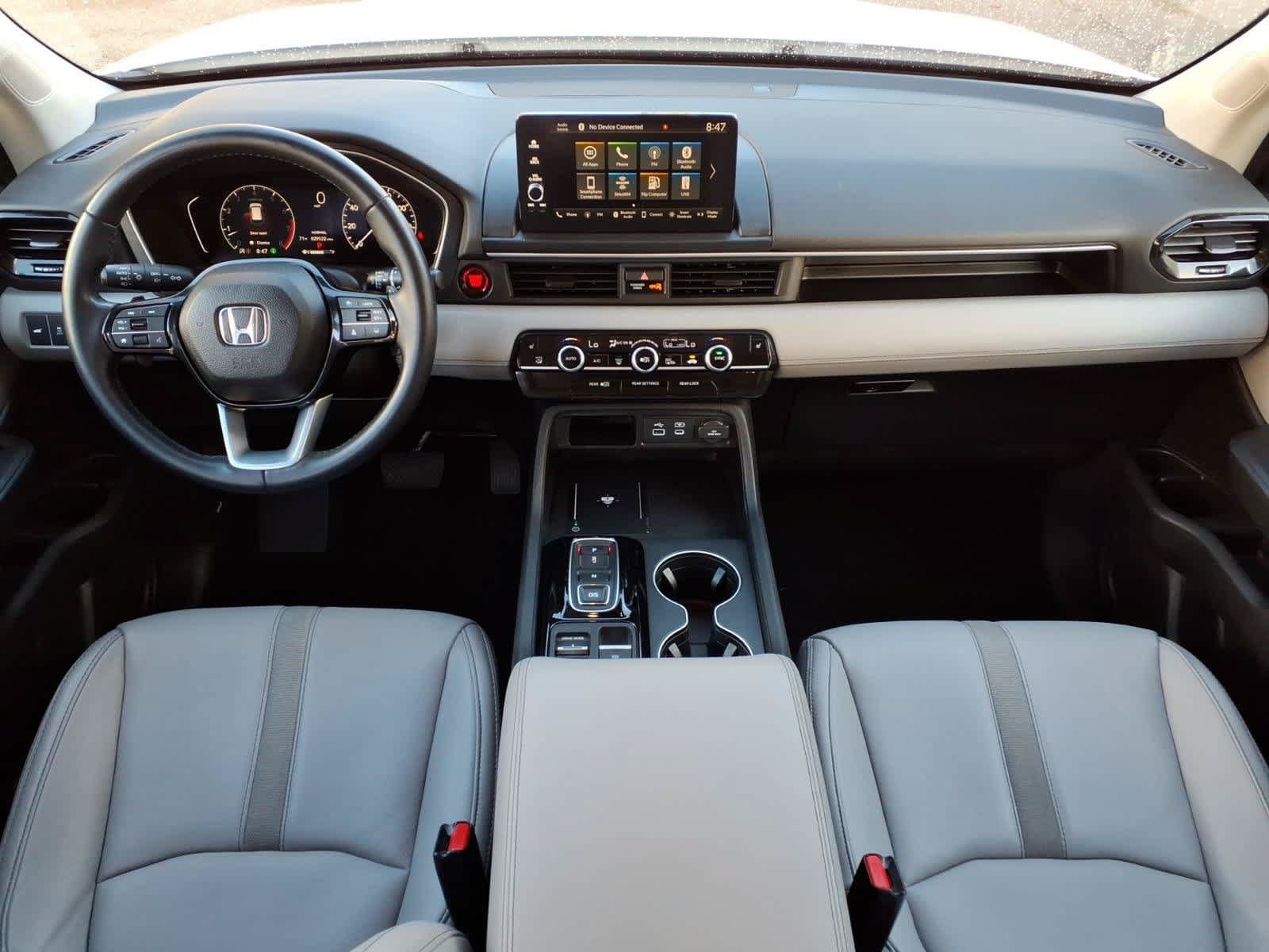 Used 2025 Honda Pilot EX-L image 11