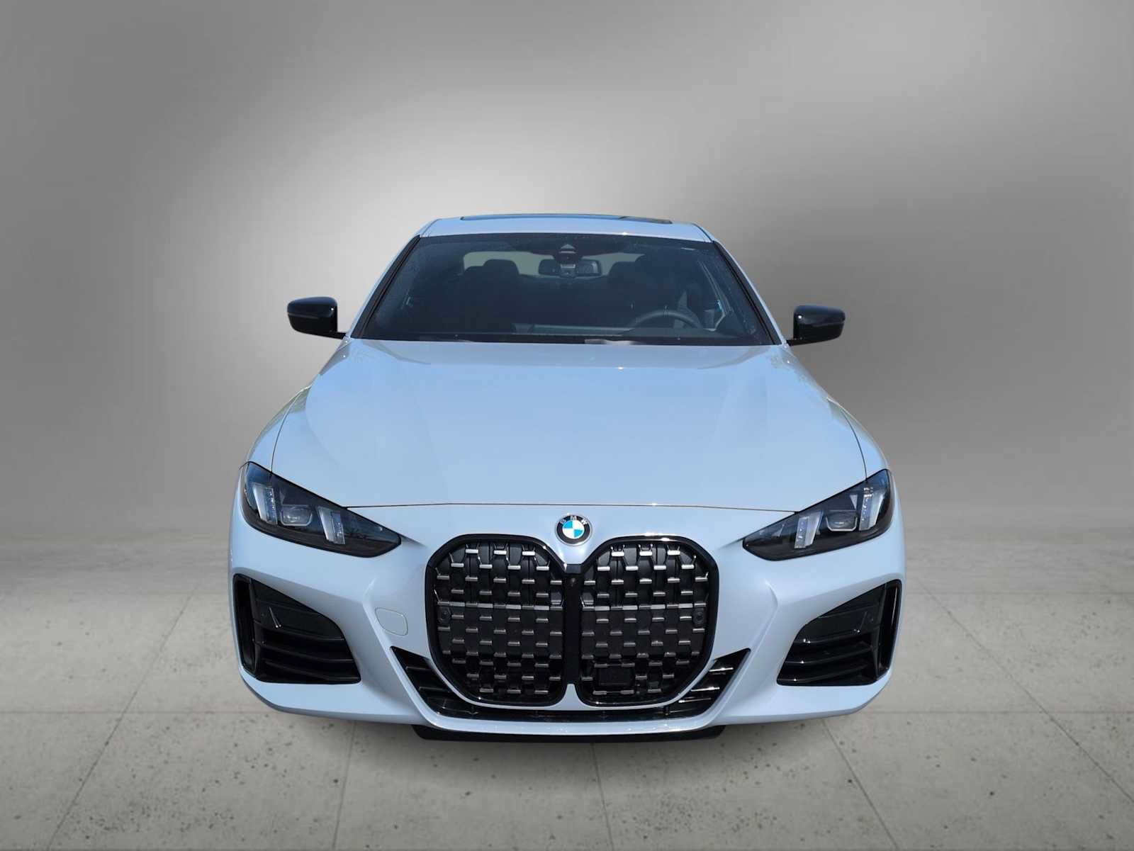 Used 2026 BMW 430i xDrive Coupe w/ M Sport Package AWD/4WD image 3