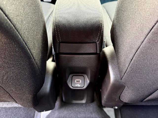 Used 2021 Jeep Renegade Latitude image 32