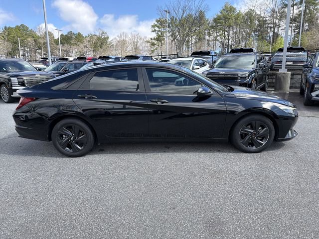 Used 2021 Hyundai Elantra SEL w/ Convenience Package image 8