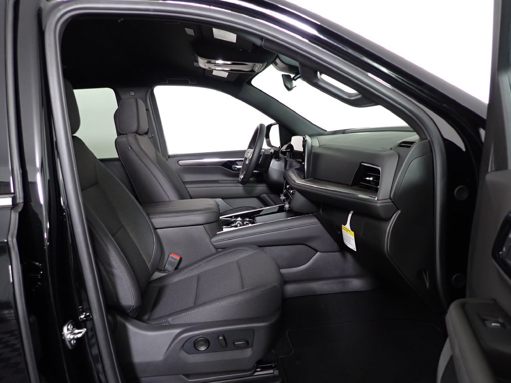 New 2026 Chevrolet Tahoe LS w/ LS Custom Edition AWD/4WD image 37