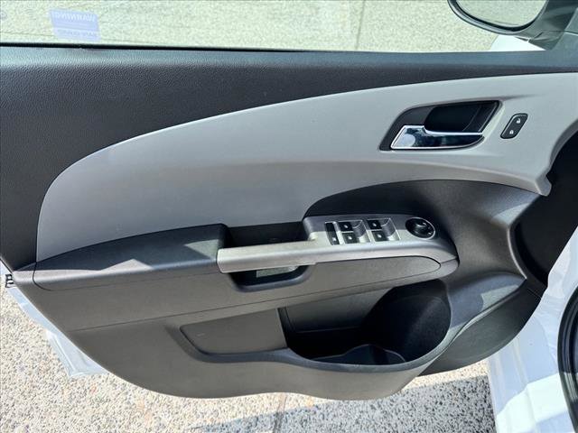 Used 2018 Chevrolet Sonic Premier image 5