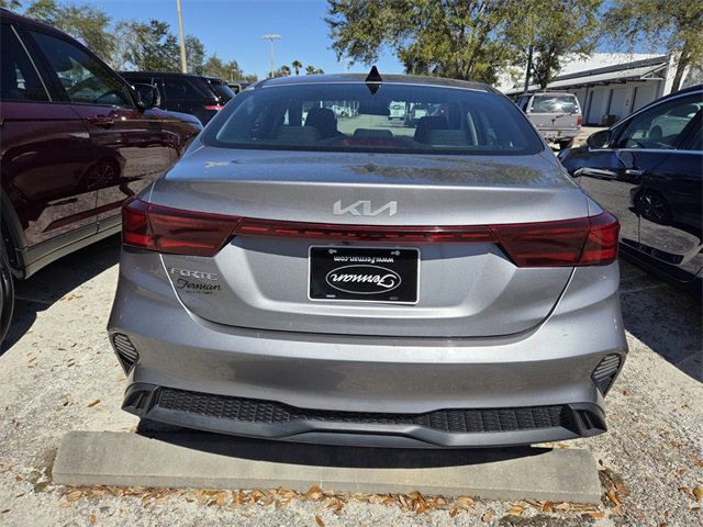 Used 2024 Kia Forte LXS image 6