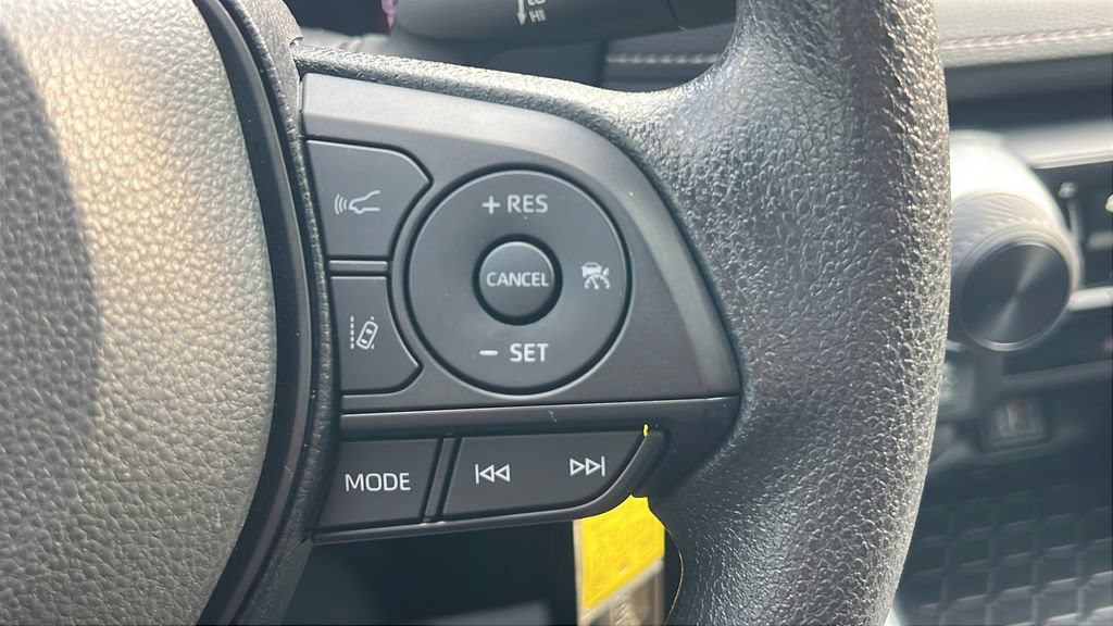 Used 2025 Toyota RAV4 LE FWD image 22
