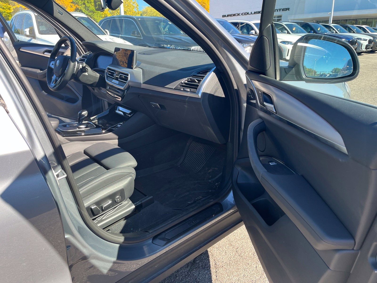 Certified 2024 BMW X3 xDrive30i w/ Convenience Package w/ZPA AWD/4WD image 24