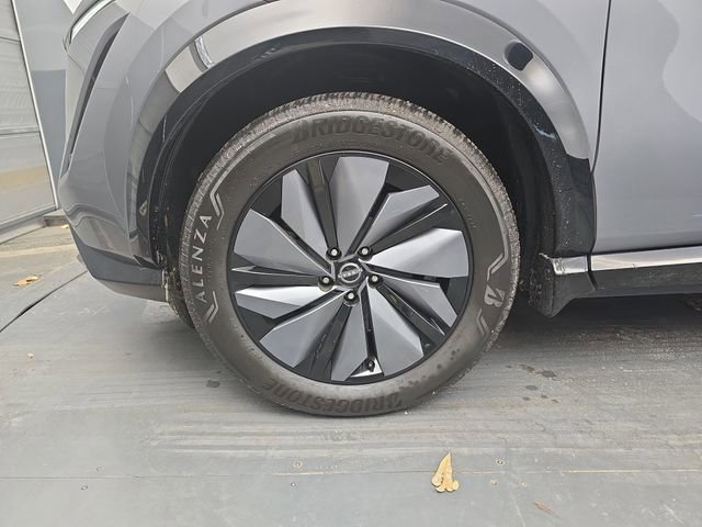 Used 2023 Nissan Ariya AWD image 15