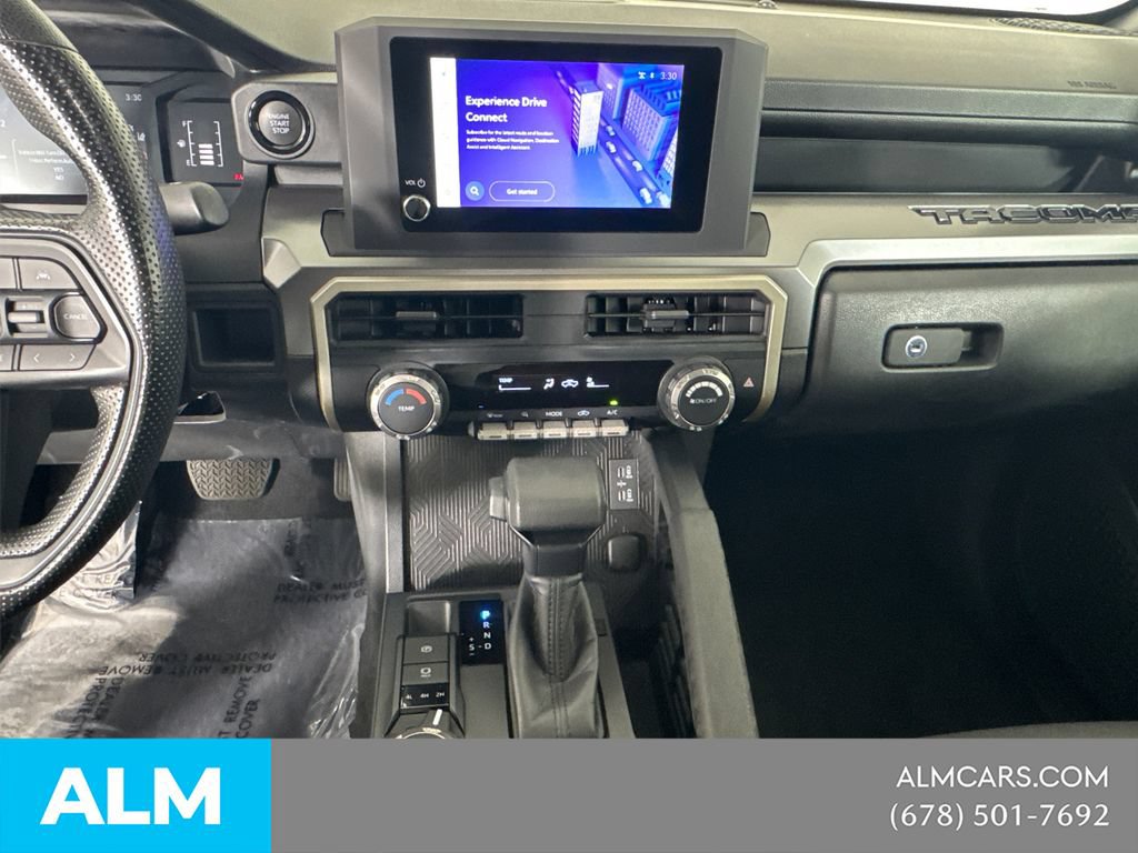 Used 2024 Toyota Tacoma SR5 AWD/4WD image 31