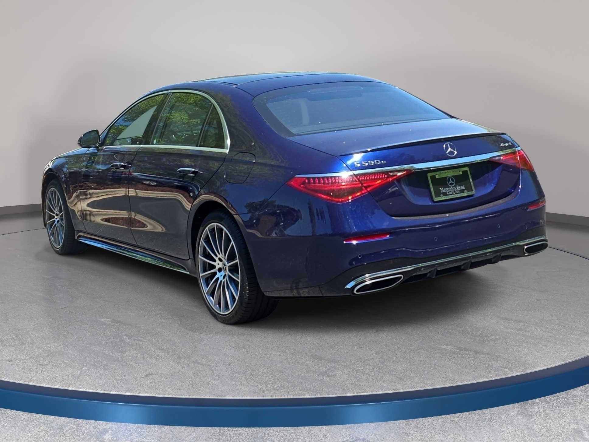 Certified 2024 Mercedes-Benz S 580e 4MATIC Sedan image 7