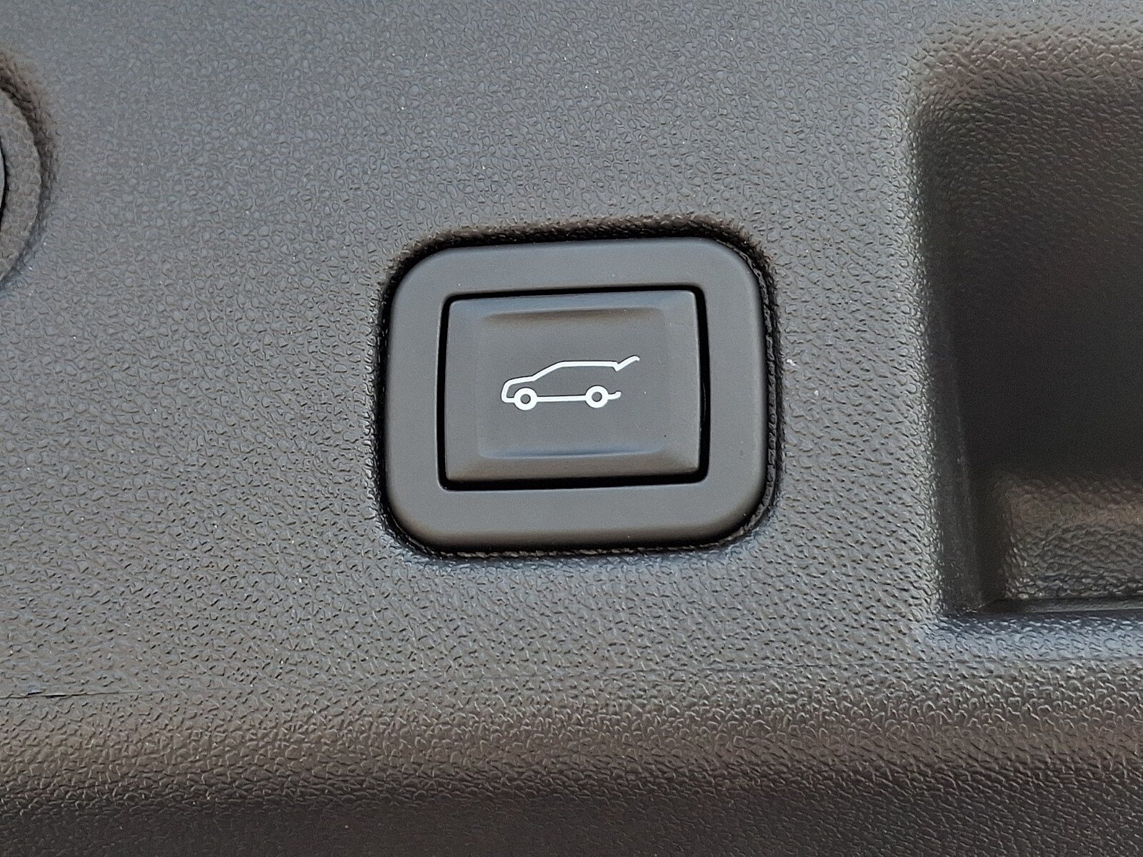 Used 2024 Chevrolet Equinox LT FWD image 31
