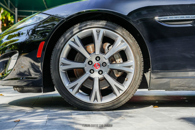 Used 2014 Jaguar XK Convertible RWD image 52