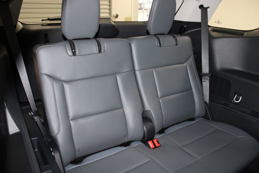 New 2026 Ford Explorer Active w/ Active Comfort Package image 32