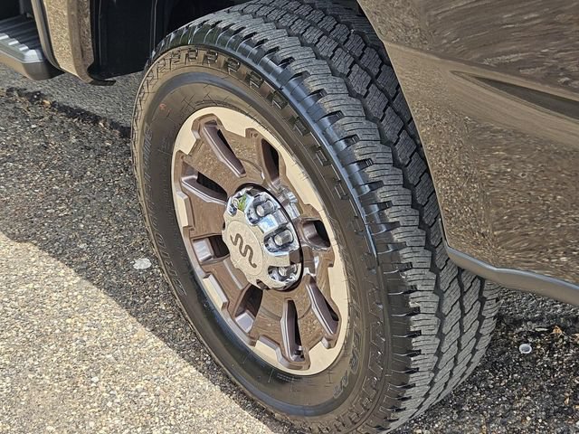 Certified 2024 Ford F250 King Ranch w/ FX4 Off-Road Package AWD/4WD image 9