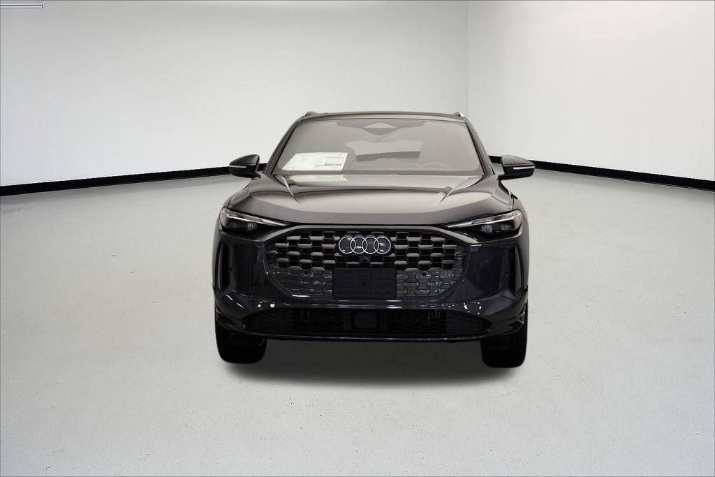 Used 2025 Audi Q5 Premium w/ Convenience Package image 8