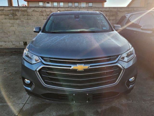 Used 2020 Chevrolet Traverse LT image 2