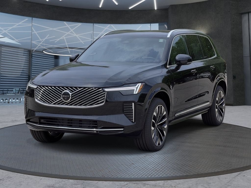New 2026 Volvo XC90 B6 Plus w/ Protection Package Premier AWD/4WD image 2