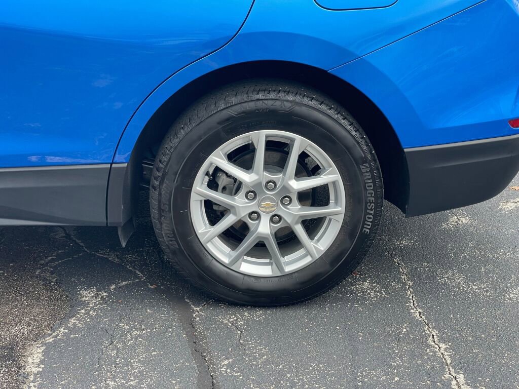 Certified 2024 Chevrolet Equinox LT w/ LPO, Floor Liner Package image 24