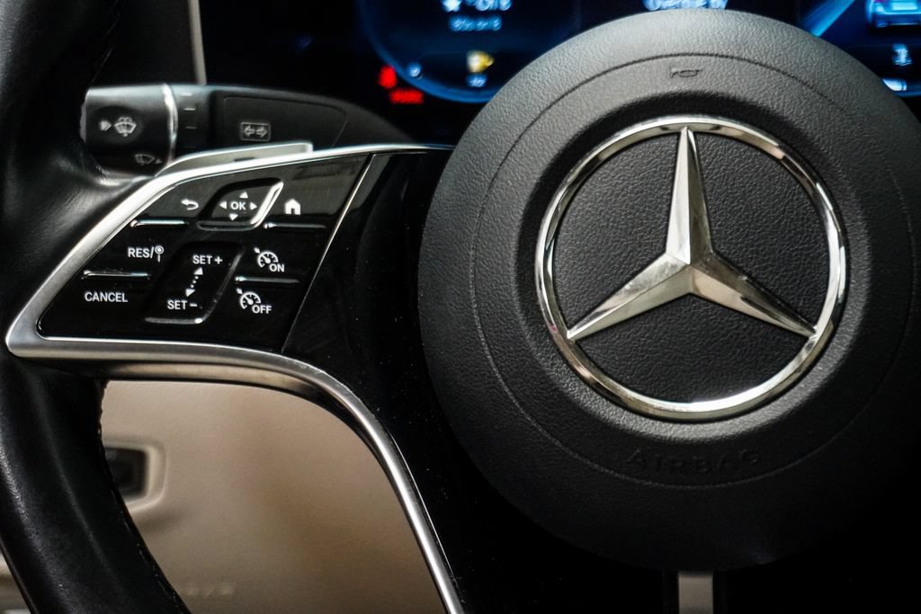 Used 2022 Mercedes-Benz E 350 4MATIC Sedan image 16
