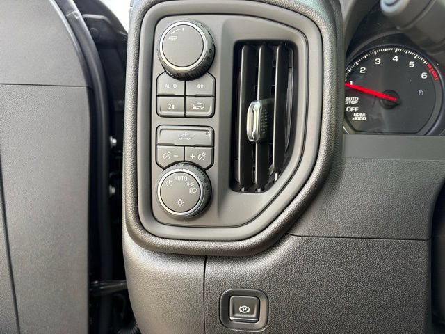 New 2026 Chevrolet Silverado 1500 Custom w/ Turbomax Blackout Package AWD/4WD image 20