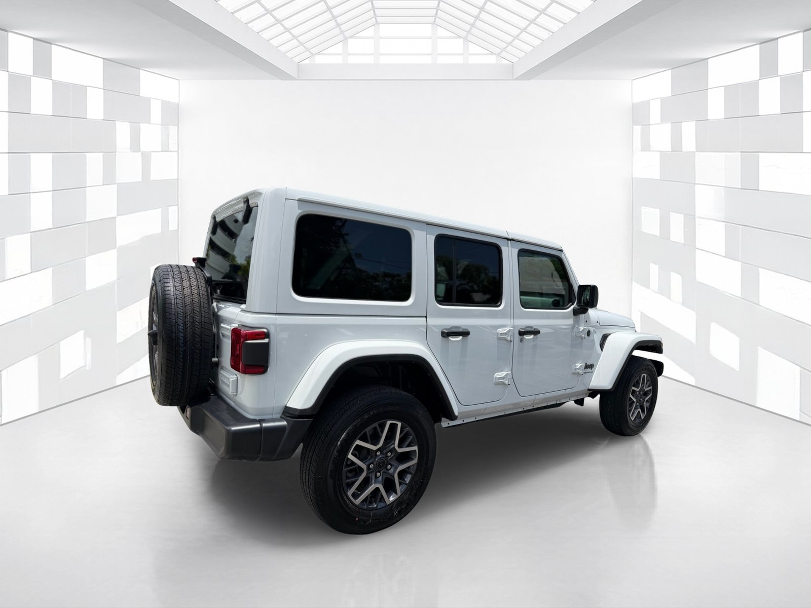Used 2025 Jeep Wrangler Unlimited Sahara AWD/4WD image 7
