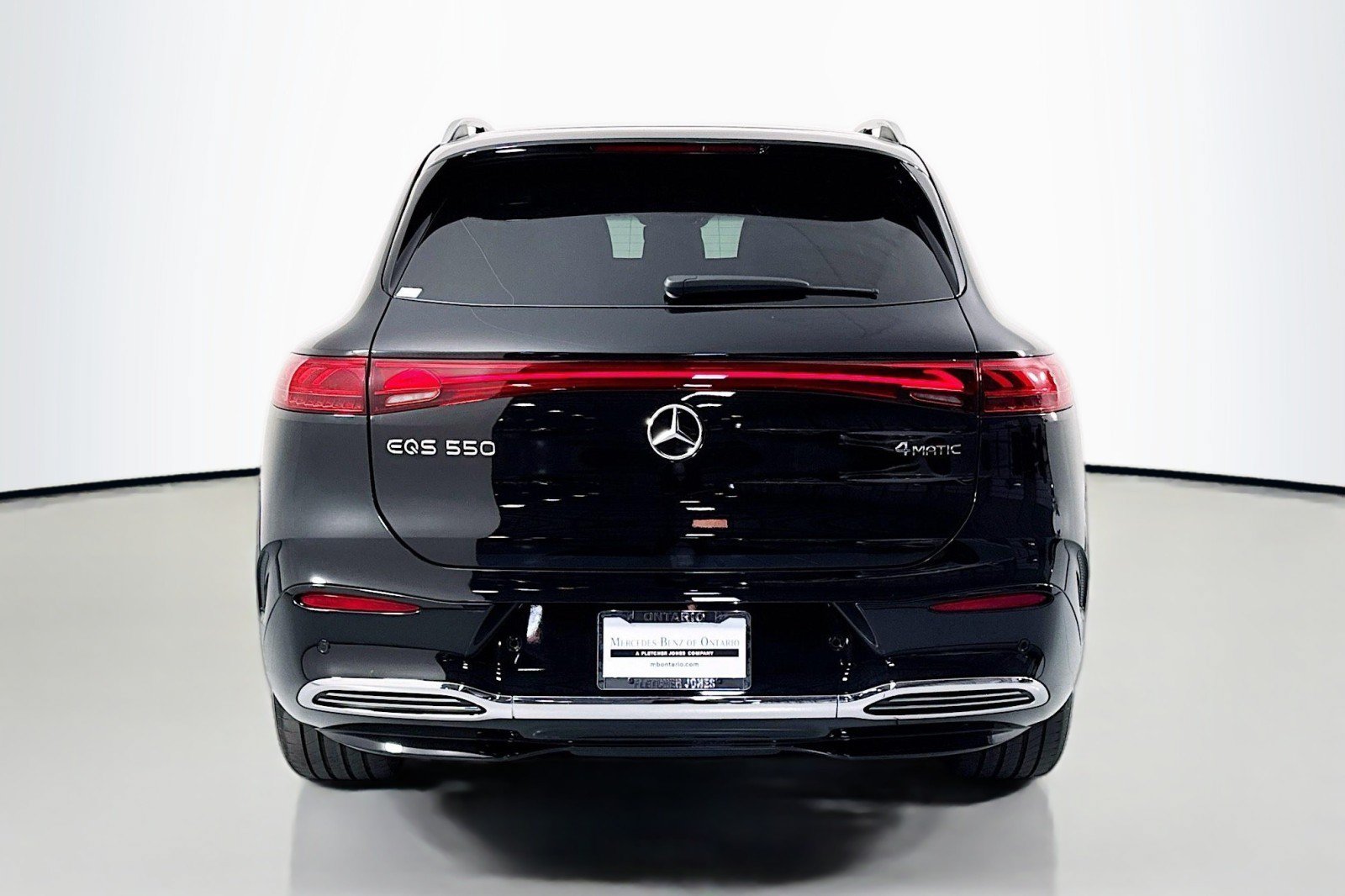 New 2026 Mercedes-Benz EQS 550 4MATIC SUV image 3