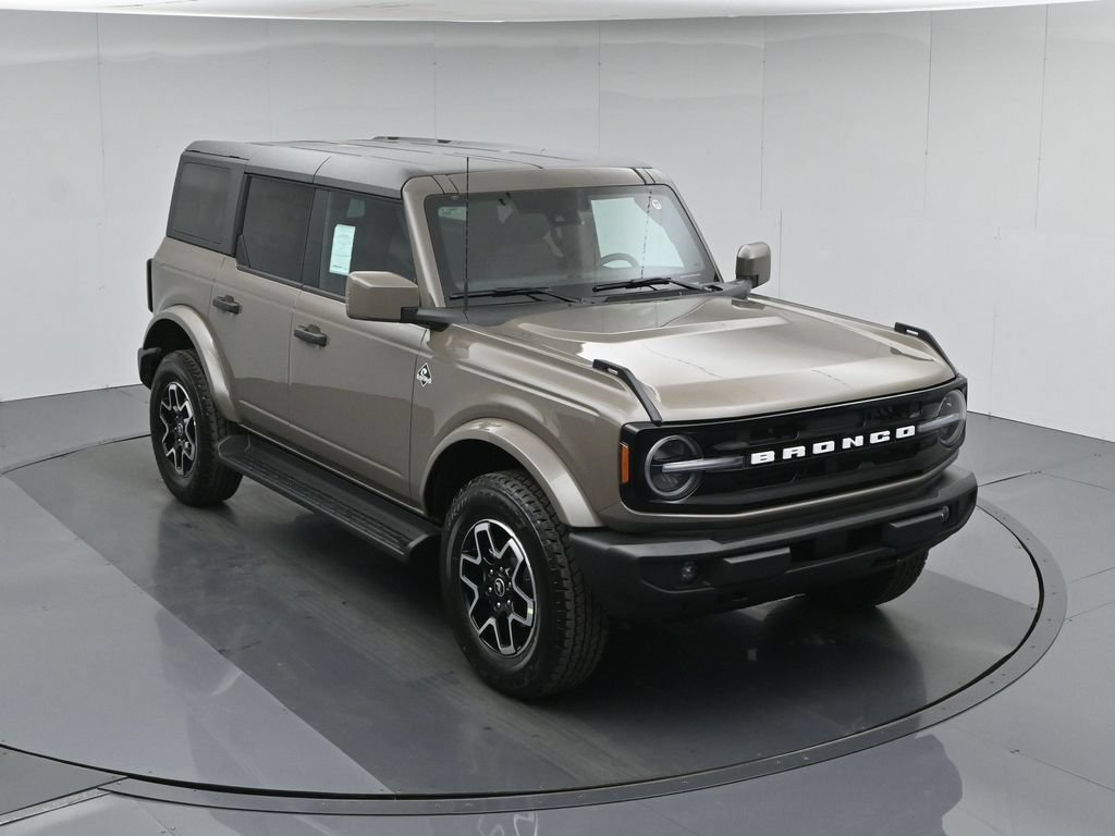 New 2026 Ford Bronco Outer Banks AWD/4WD image 38